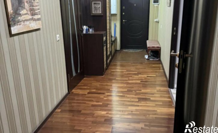 3-комн квартира улица Горького, 25/2,  д. 25/2