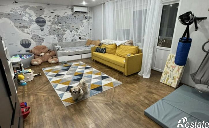 3-комн квартира улица Горького, 25/2,  д. 25/2