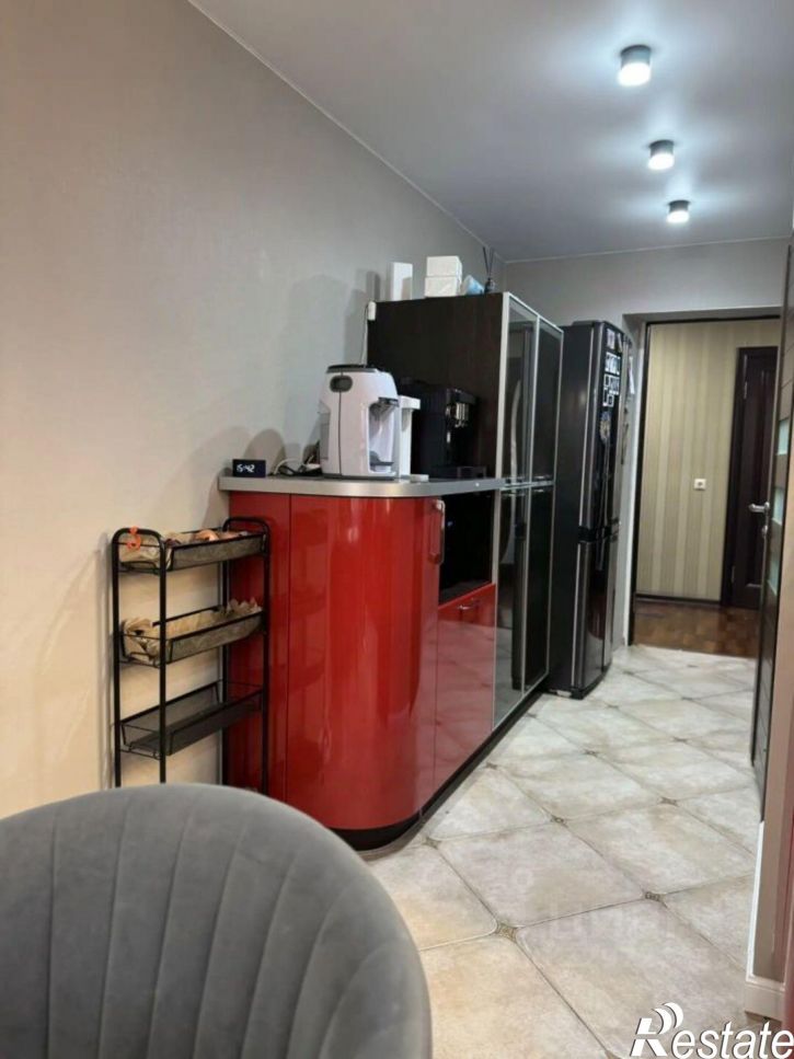 3-комн квартира улица Горького, 25/2,  д. 25/2