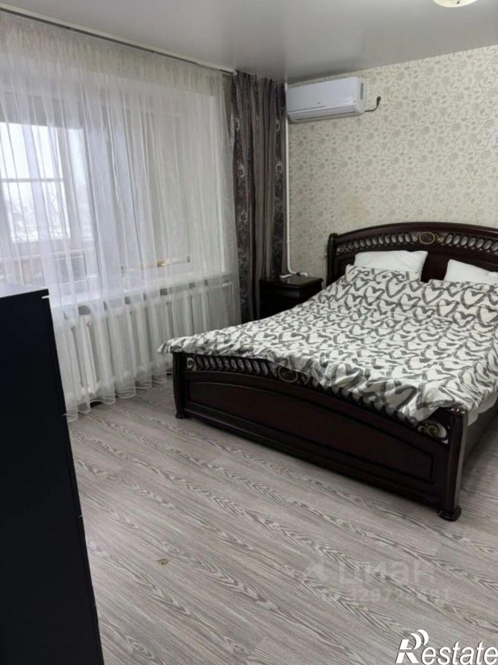 3-комн квартира улица Горького, 25/2,  д. 25/2