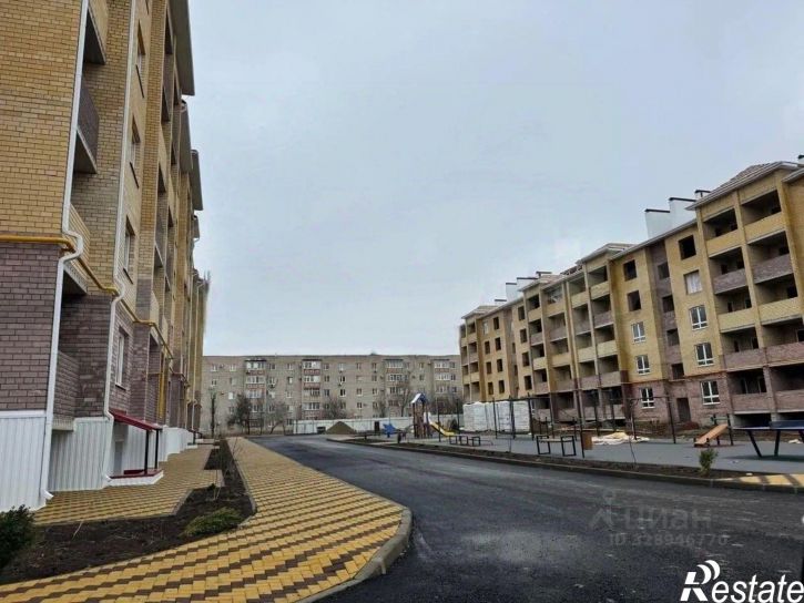 2-комн квартира Западная улица, 8/6,  д. 8/6