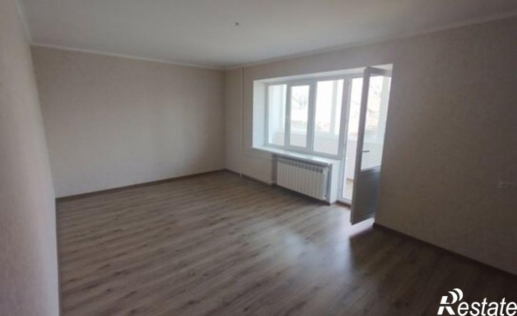 4-комн квартира улица Горького, 28/1,  д. 28/1
