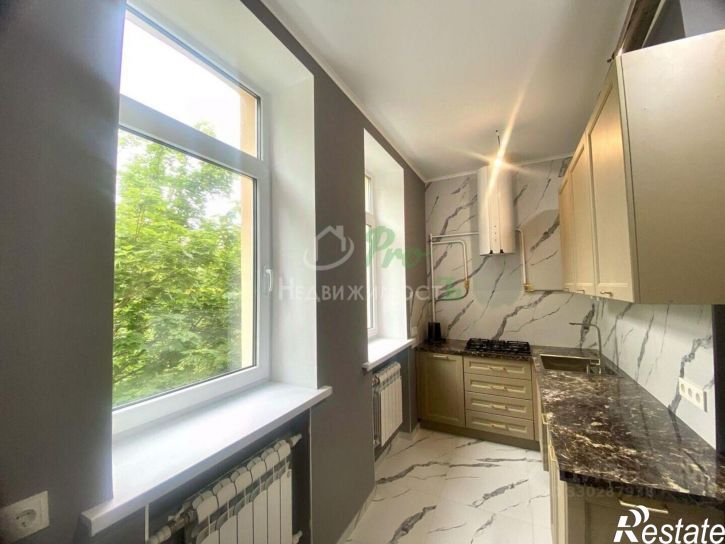 4-комн квартира Октябрьская улица, 288,  д. 288