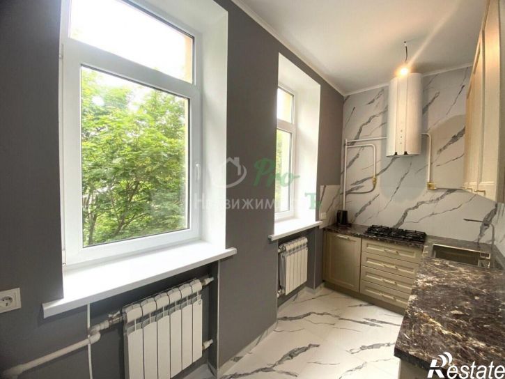 4-комн квартира Октябрьская улица, 288,  д. 288