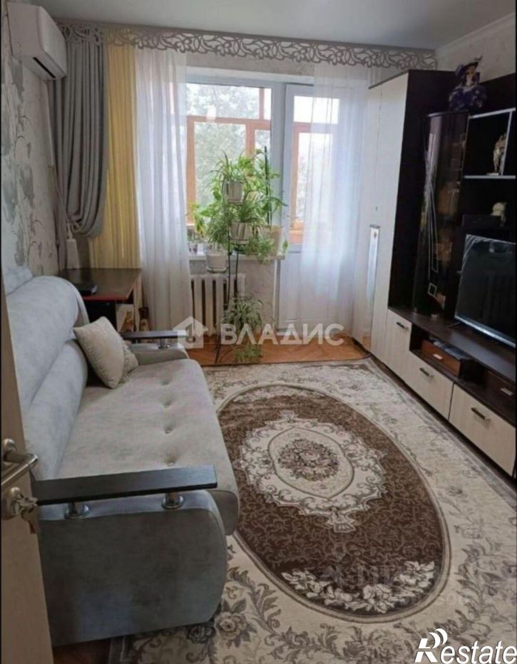 2-комн квартира Коммунистическая улица, 49/8,  д. 49/8