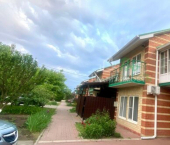 2-комн, 85кв м, этаж 1/2 Лазурная улица, 23/1