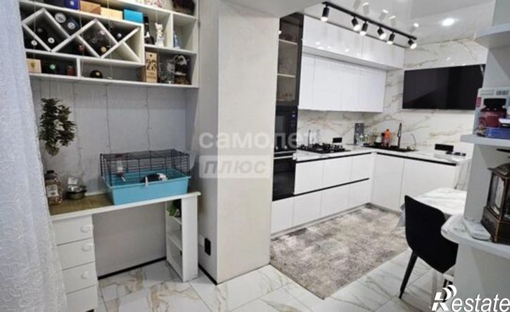 4-комн квартира Красная улица, 66/10,  д. 66/10
