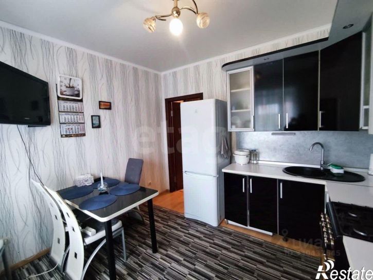 2-комн квартира Коммунистическая улица, 65,  д. 65