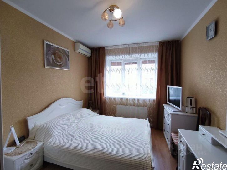 2-комн квартира Коммунистическая улица, 65,  д. 65