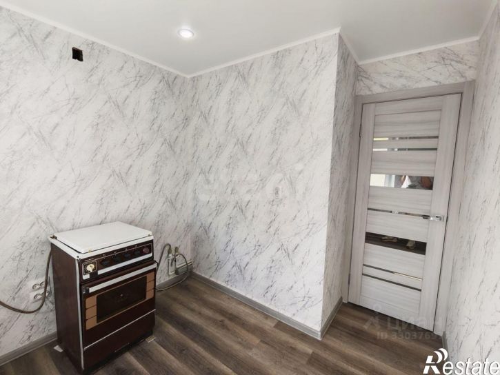 2-комн квартира улица Янышева, 50,  д. 50