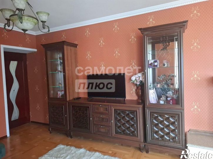 2-комн квартира ул Красная, 57/4,  д. 57/4