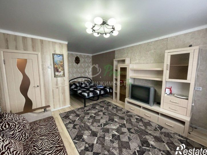 1-комн квартира Кирпичная улица, 12,  д. 12