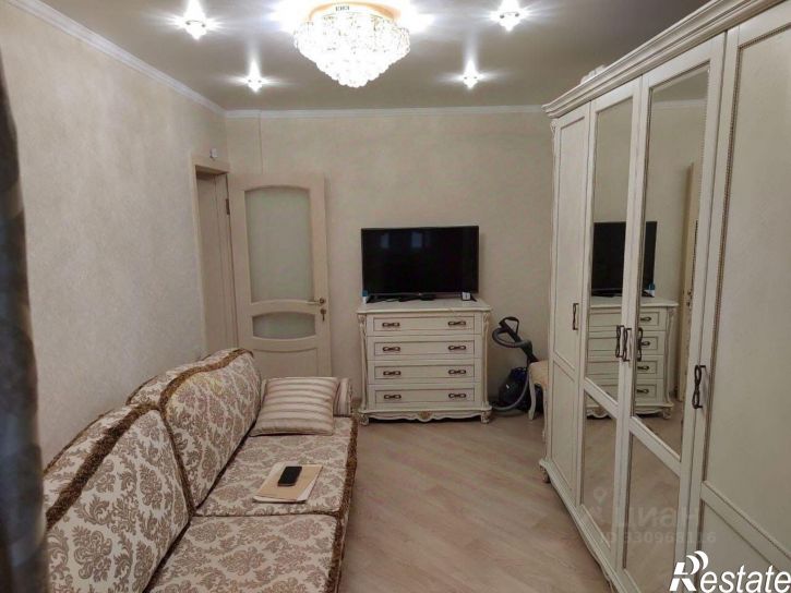 4-комн квартира ул Горького, 13/1,  д. 13/1