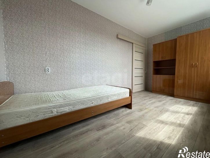 3-комн квартира улица Плеханова, 33,  д. 33