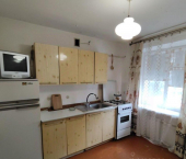 3-комн, 60кв м, этаж 1/5 улица Розы Люксембург, 17