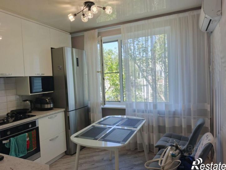 2-комн квартира улица Седина, 53/3,  д. 53/3