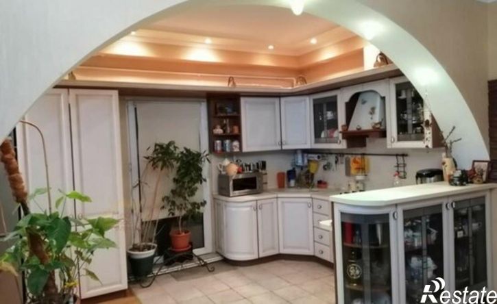 4-комн квартира улица Энгельса, 86,  д. 86