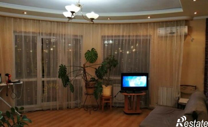 4-комн квартира улица Энгельса, 86,  д. 86