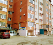 2-комн, 79кв м, этаж 1/6 ул Коммунистическая, 85/8