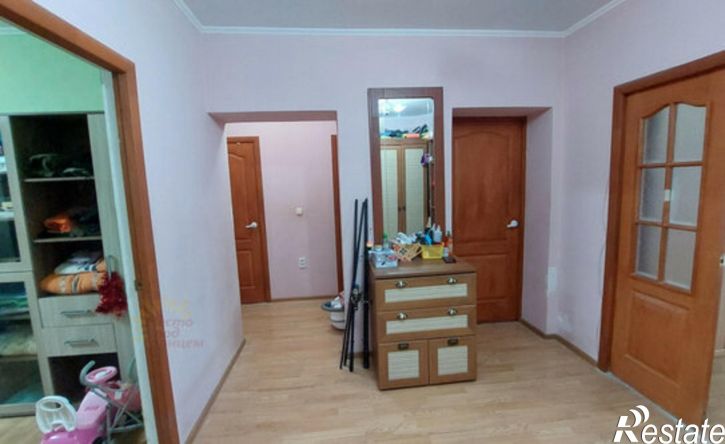 3-комн квартира ул Плеханова, 9/8,  д. 9/8