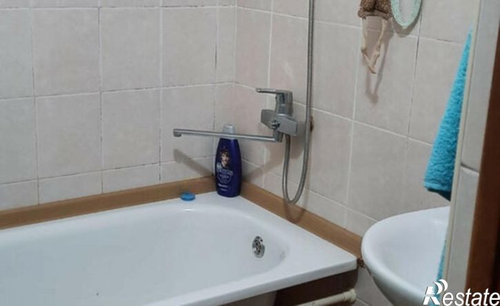 3-комн квартира ул Плеханова, 9/8,  д. 9/8