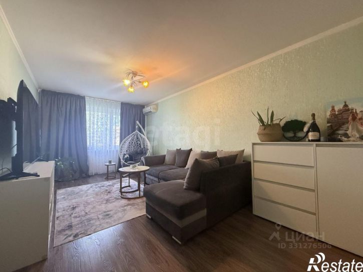 3-комн квартира Коммунистическая улица, 65,  д. 65