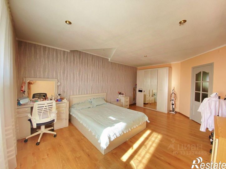 3-комн квартира ул Красная, 53,  д. 53