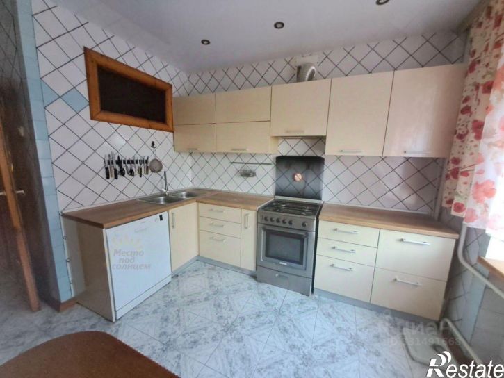 3-комн квартира улица Горького, 25/5,  д. 25/5