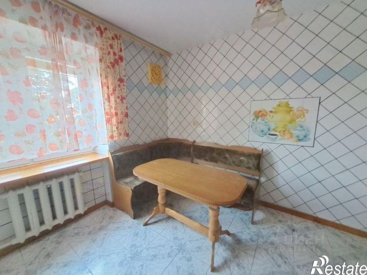 3-комн квартира улица Горького, 25/5,  д. 25/5
