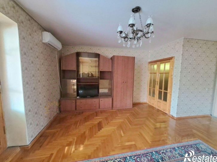 3-комн квартира улица Горького, 25/5,  д. 25/5