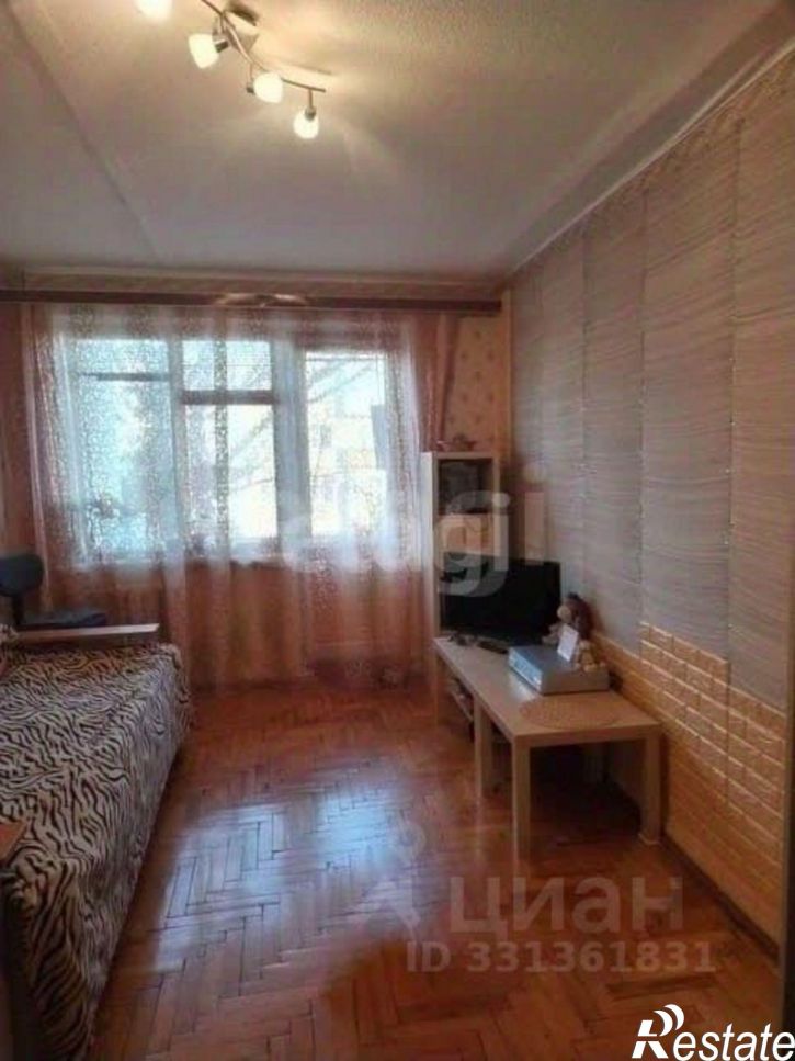 2-комн квартира Коммунистическая улица, 65,  д. 65