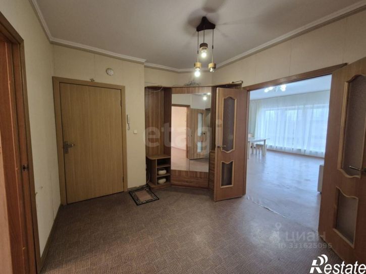 3-комн квартира ул Плеханова, 33,  д. 33