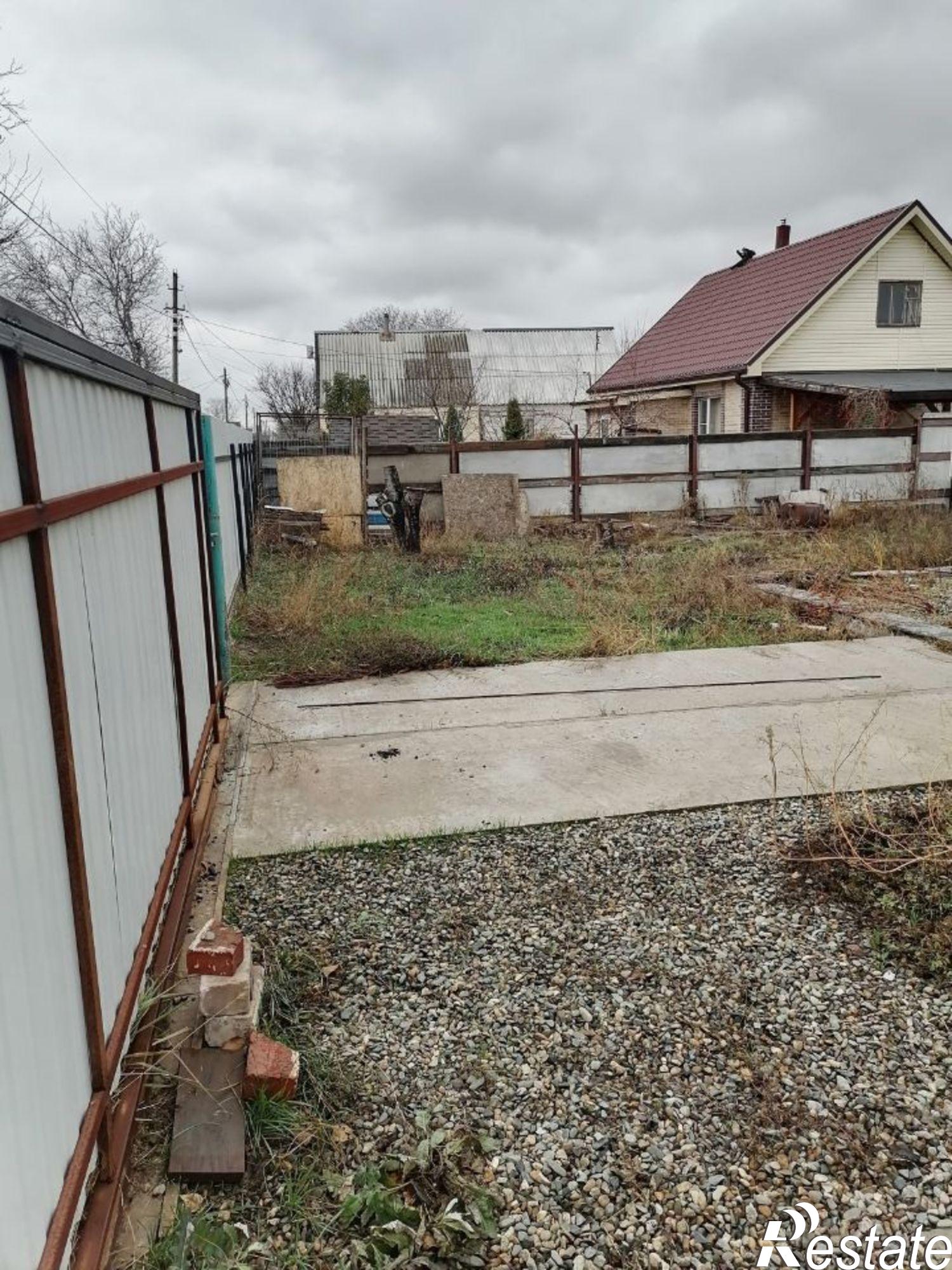 Купить дачу, дом, коттедж за 2 200 000 рублей на СНТ Восход, 3-я линия