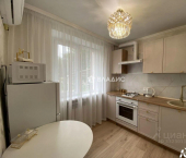 2-комн, 42кв м, этаж 1/5 ул Ясенская, 2а