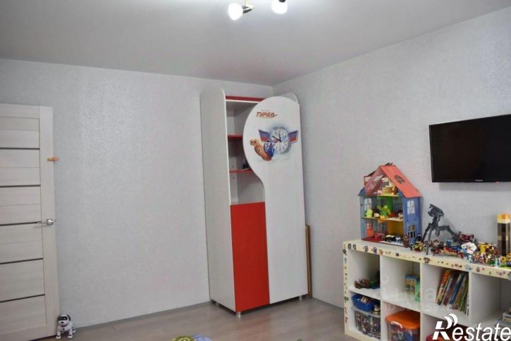 3-комн квартира ул Плеханова, 9/8,  д. 9/8