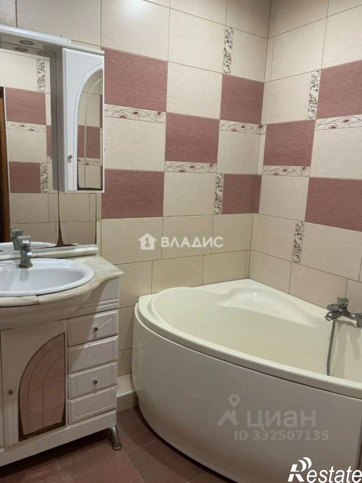 3-комн квартира ул Коммунистическая, 81,  д. 81
