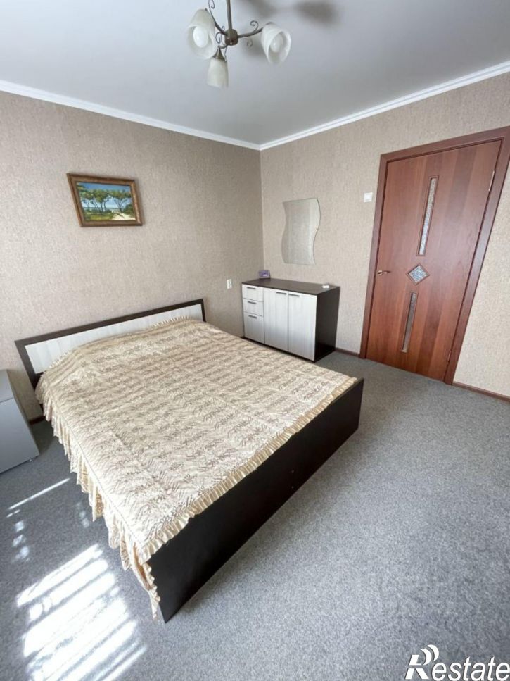 3-комн квартира ул Плеханова, 1,  д. 1