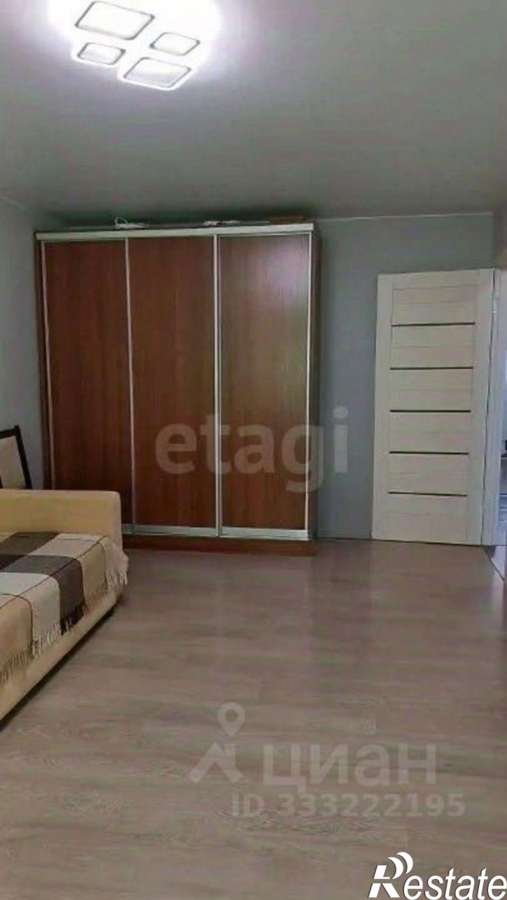 3-комн квартира ул Плеханова, 33,  д. 33