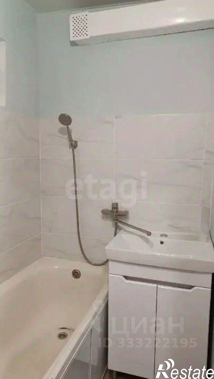 3-комн квартира ул Плеханова, 33,  д. 33