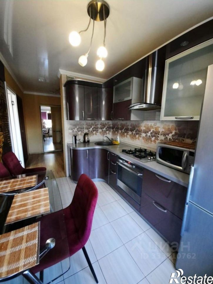 3-комн квартира ул Шмидта, 283,  д. 283