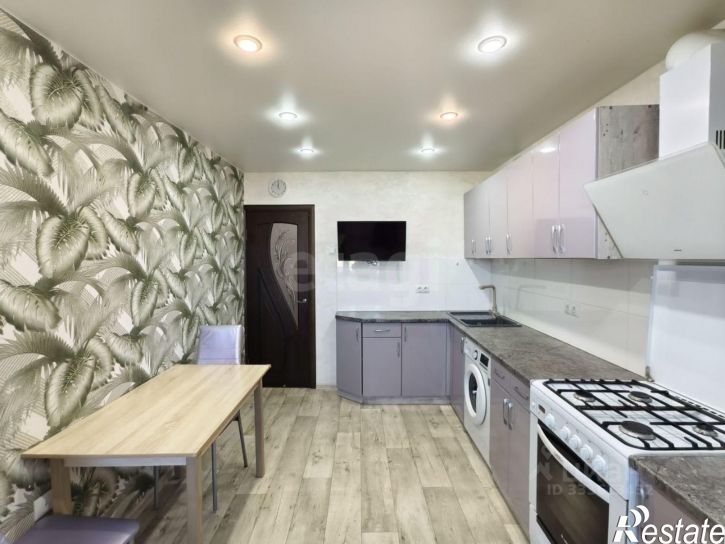 3-комн квартира Баррикадная улица, 42/2,  д. 42/2