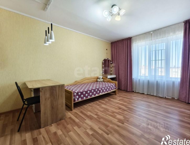 3-комн квартира Баррикадная улица, 42/2,  д. 42/2