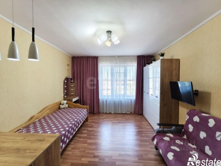 3-комн квартира Баррикадная улица, 42/2,  д. 42/2