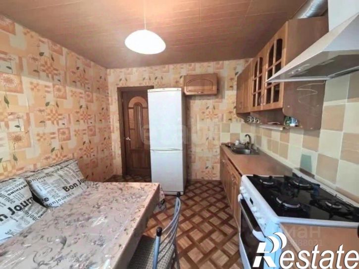 2-комн квартира улица Калинина, 140,  д. 140