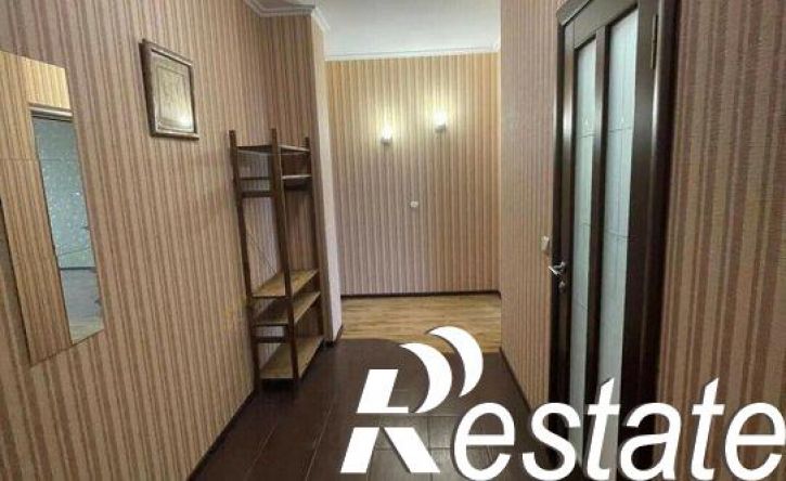 2-комн квартира Коммунистическая улица, 81,  д. 81