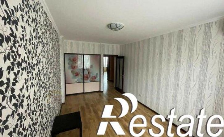 2-комн квартира Коммунистическая улица, 81,  д. 81