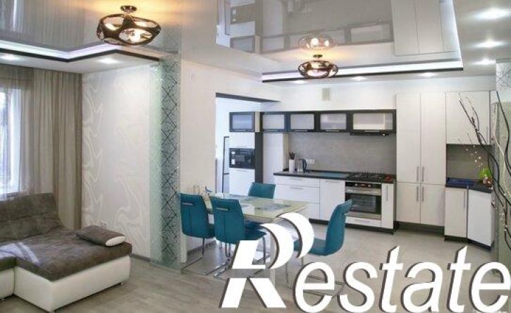 4-комн квартира Александровский переулок, 5,  д. 5