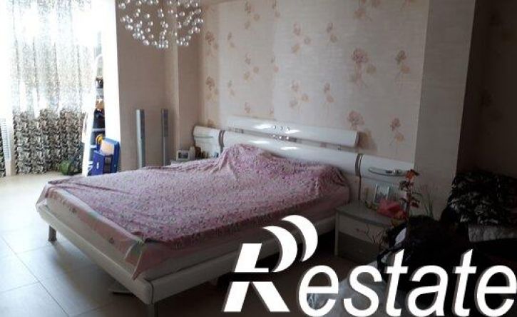 4-комн квартира Коммунистическая улица, 81,  д. 81
