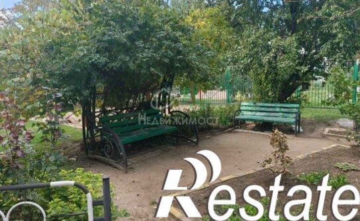 2-комн квартира Коммунистическая улица, 49/10,  д. 49/10