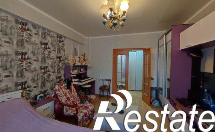 2-комн квартира улица Сергея Романа, 101,  д. 101